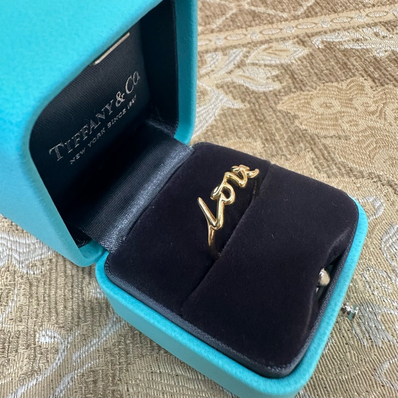 Tiffany 750黃K金Palomas Graffiti小號Love戒指68178061-1
