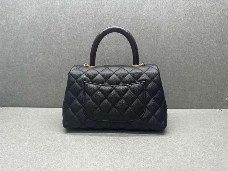 Chanel香奈兒Coco handle 憨豆 黑金紅蜥蜴手柄小號手提單肩斜挎包-1