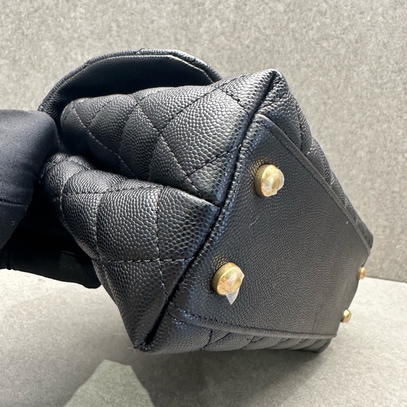 Chanel香奈兒Coco handle 憨豆 黑金紅蜥蜴手柄小號手提單肩斜挎包-5