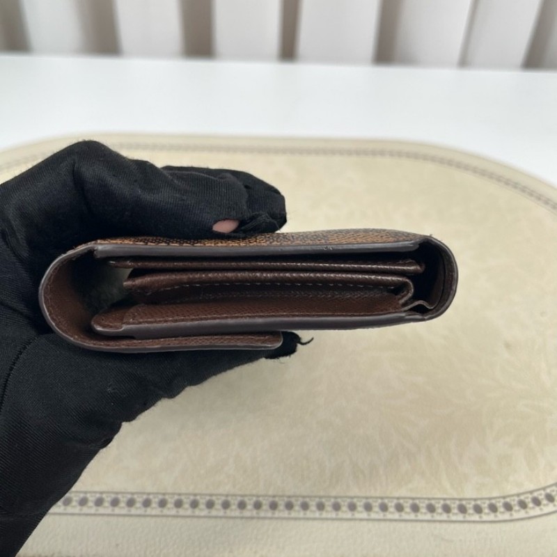 LV路易威登 棕色棋盤格對折錢包 內部卡位清晰 可放多張卡片 後面大隔層可放現金-7