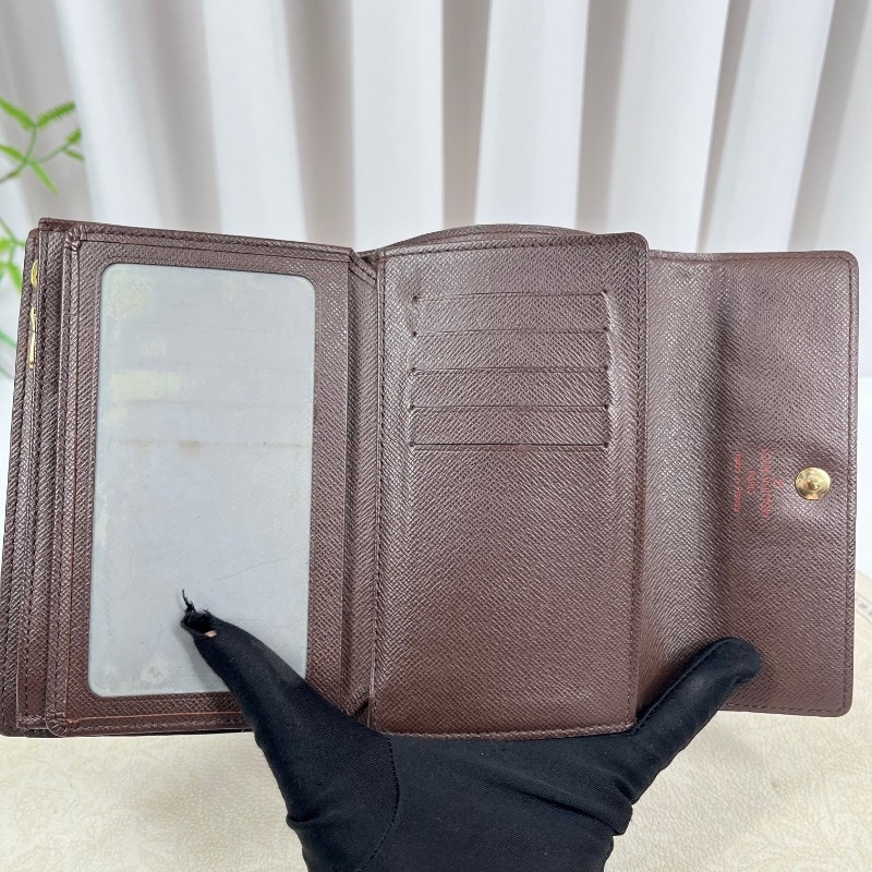 LV路易威登 棕色棋盤格對折錢包 內部卡位清晰 可放多張卡片 後面大隔層可放現金-13