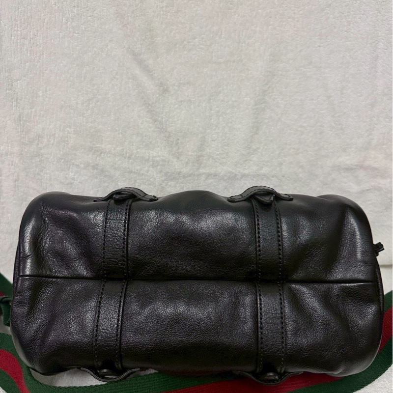 Gucci黑色皺紋皮革小號旅行袋（型號：725701）-3