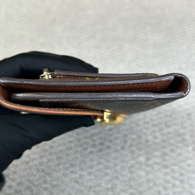 LV路易威登曼哈頓長款三折錢包 內裡卡位多 容量大-7