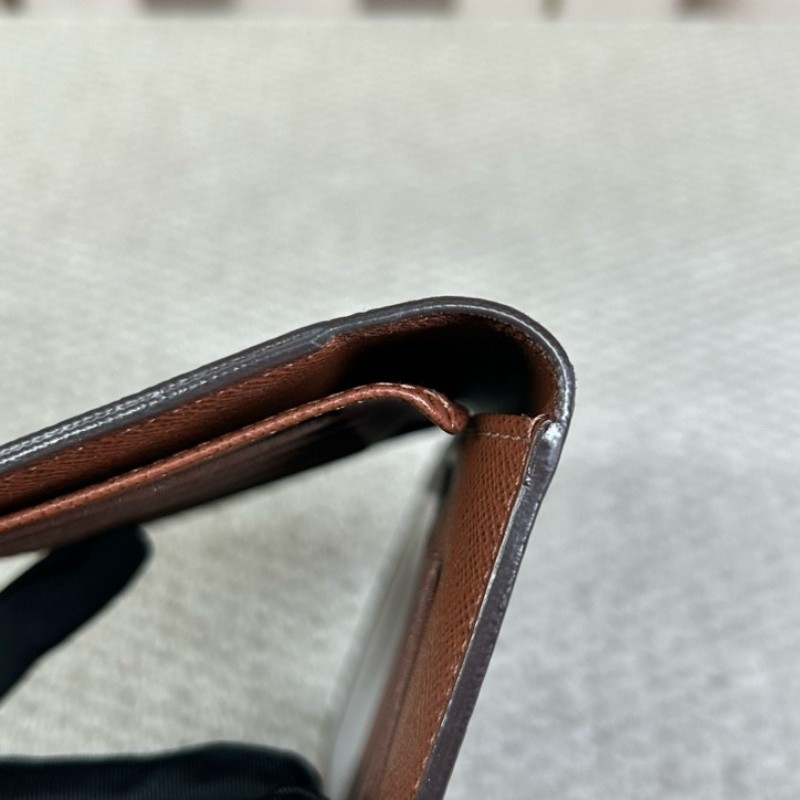 LV路易威登曼哈頓長款三折錢包 內裡卡位多 容量大-10