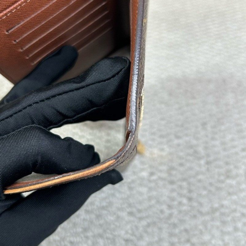 LV路易威登曼哈頓長款三折錢包 內裡卡位多 容量大-21