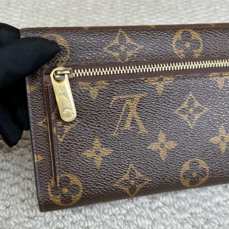 LV路易威登曼哈頓長款三折錢包 內裡卡位多 容量大-25