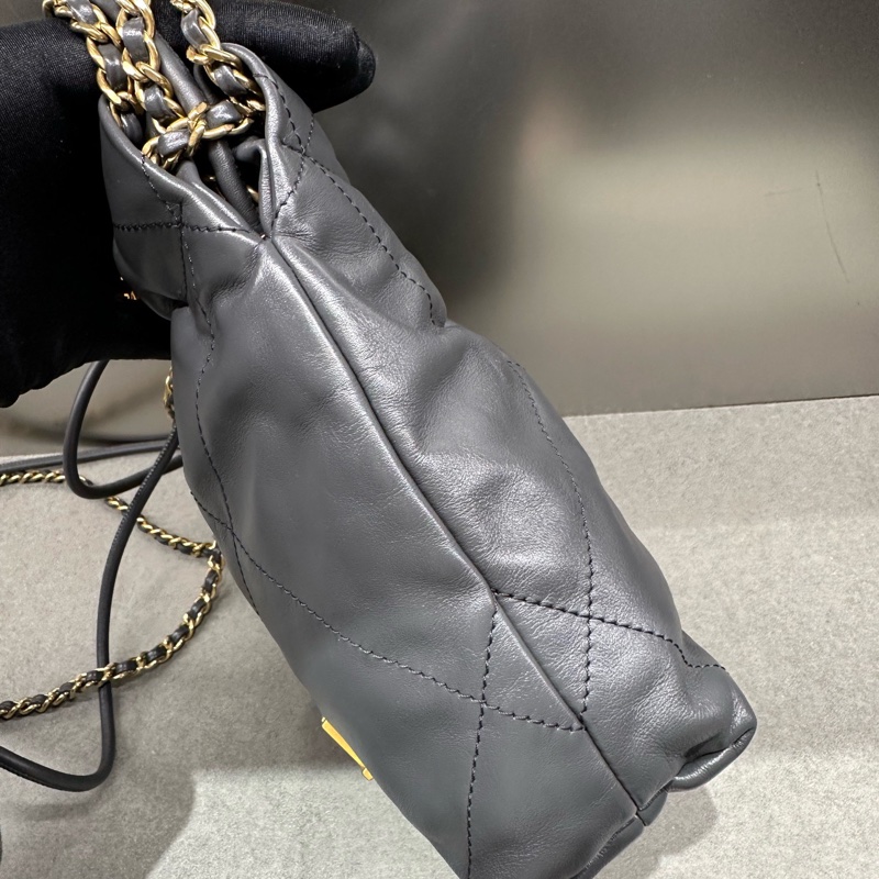 Chanel香奈兒 22 BAG mini牛皮 深灰色 金扣 單肩斜挎包 （23B）-3