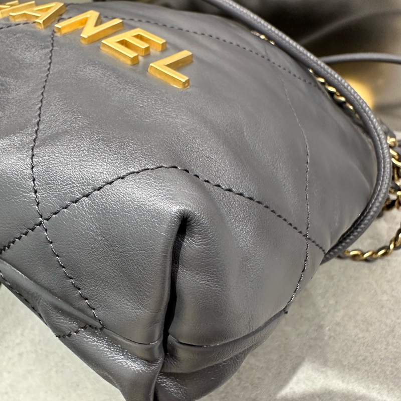Chanel香奈兒 22 BAG mini牛皮 深灰色 金扣 單肩斜挎包 （23B）-15
