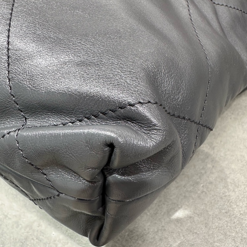 Chanel香奈兒 22 BAG mini牛皮 深灰色 金扣 單肩斜挎包 （23B）-17