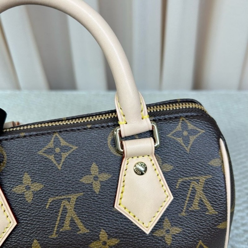 LV路易威登speedy20 經典老花 黑粉色可調節肩帶 五金亮亮的 容量很合適 手提單肩斜挎都可以 百搭不挑人 日常出門、逛街都很實用～-20