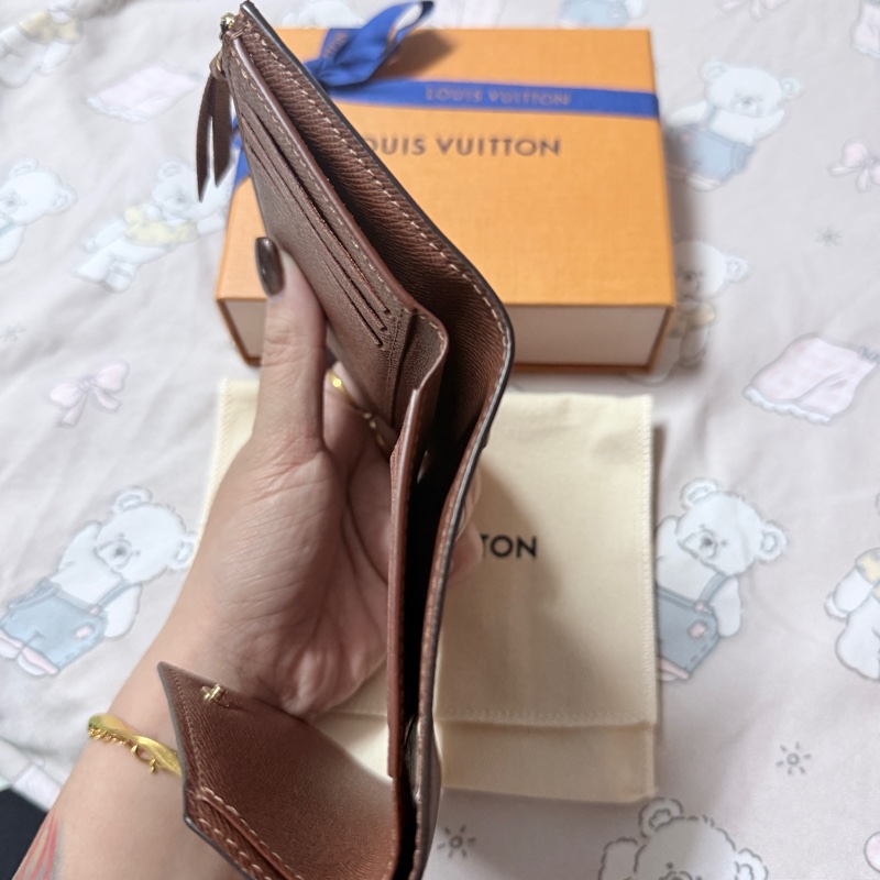 LV經典老花短夾-10