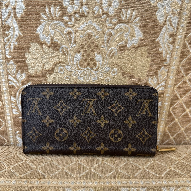 LV 原花內紅色12卡vivienne鐵塔跑車圖ㄇ拉長夾M68487-1