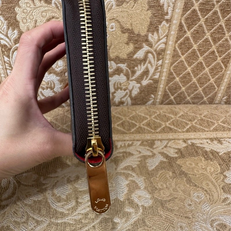 LV 原花內紅色12卡vivienne鐵塔跑車圖ㄇ拉長夾M68487-2