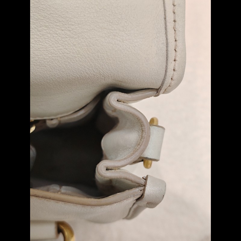 Prada 白色郵差袋-21