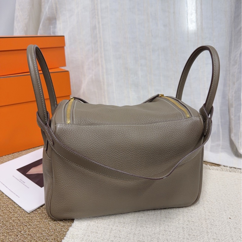 Hermes愛馬仕 lindy30 金釦 大象灰 TC皮 經典Lindy系列，容量適中，日常通勤都很實用-1