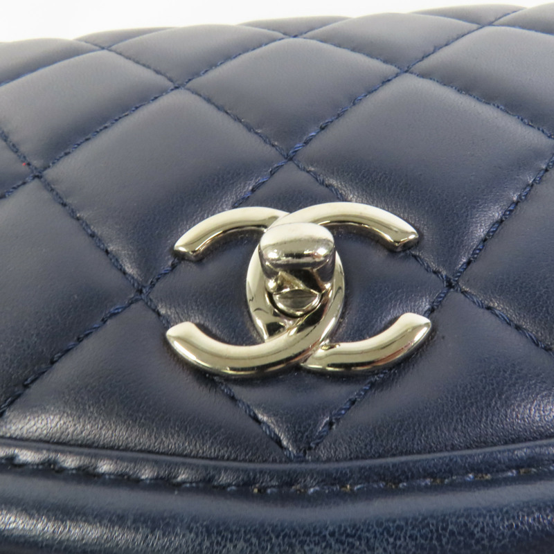CHANEL 牛皮皮革Chain Shoulder銀扣鏈帶肩背袋-6