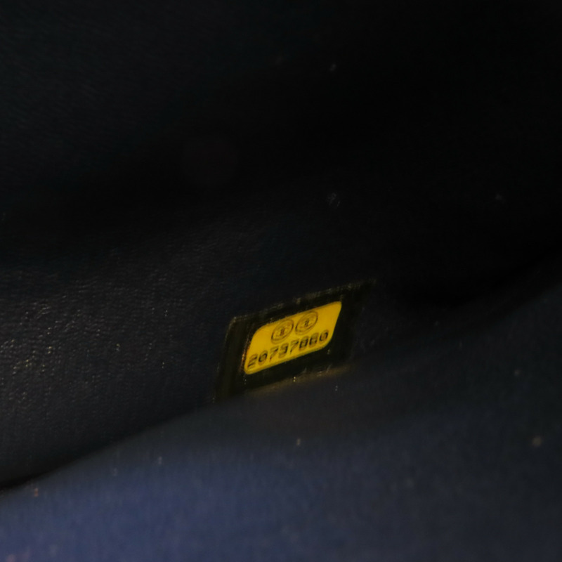 CHANEL 牛皮皮革Chain Shoulder銀扣鏈帶肩背袋-8