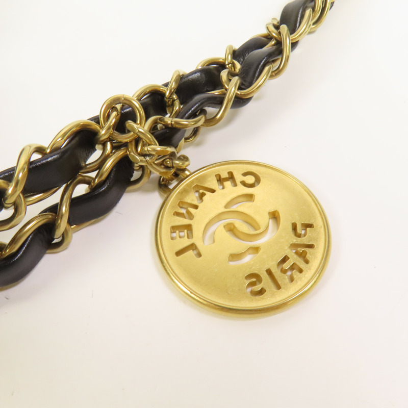 CHANEL 牛皮皮革/漆皮皮革Chanel 22 Small金扣鏈帶肩背袋-6