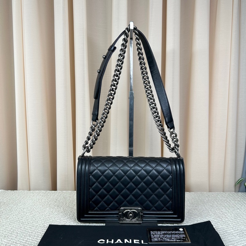 Chanel香奈兒黑銀牛皮leboy鏈條包 可單肩可斜挎 百搭經典時尚 包型完美非常力挺 容量實用 日常通勤百搭氣質款 附件:防塵袋 尺寸:25.5*18*15cm-0