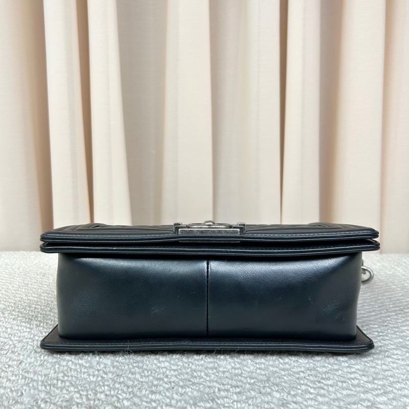 Chanel香奈兒黑銀牛皮leboy鏈條包 可單肩可斜挎 百搭經典時尚 包型完美非常力挺 容量實用 日常通勤百搭氣質款 附件:防塵袋 尺寸:25.5*18*15cm-3