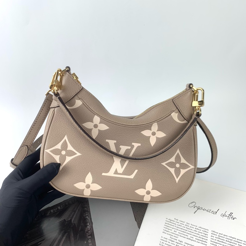 Louis Vuitton 大象灰牛角包M46112 晶片款/盒子/防塵袋-1