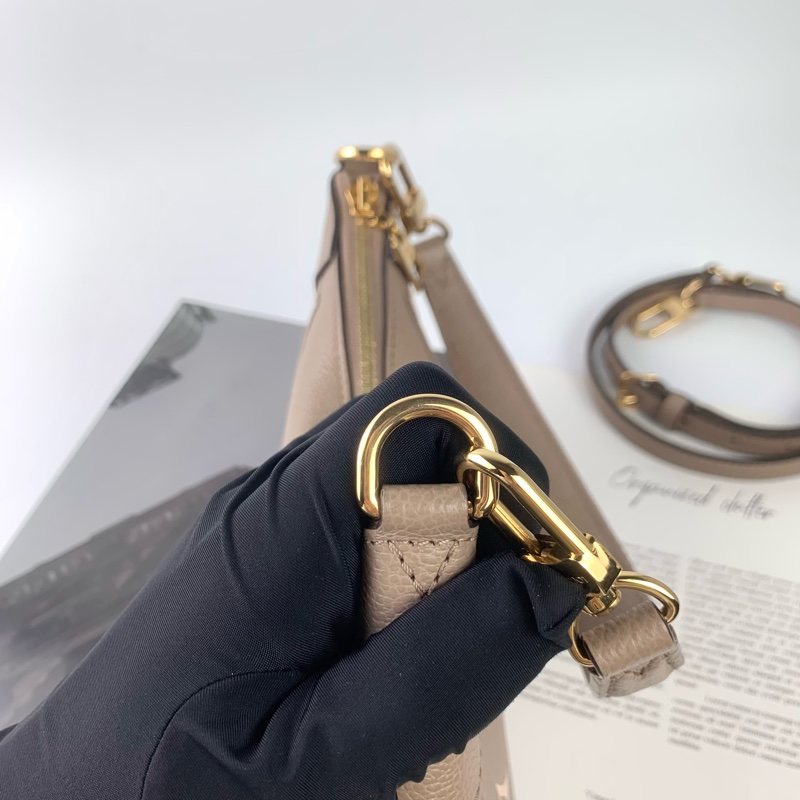 Louis Vuitton 大象灰牛角包M46112 晶片款/盒子/防塵袋-11