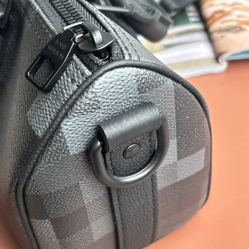 ::LOUIS VUITTON:: LV CO M14919 Keepall Bandoulière 25 DAMOFLAGE 黑色棋盤格手提斜背包-13