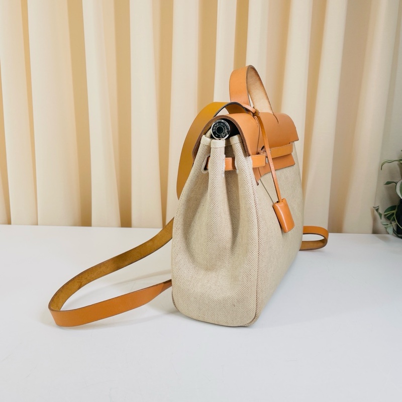 Hermès愛馬仕 98新 herbag 拼色單肩斜挎手提包 有同色替換袋 尺寸28/25cm 最舒適好搭的配色 慵懶隨性風拿捏完美-3