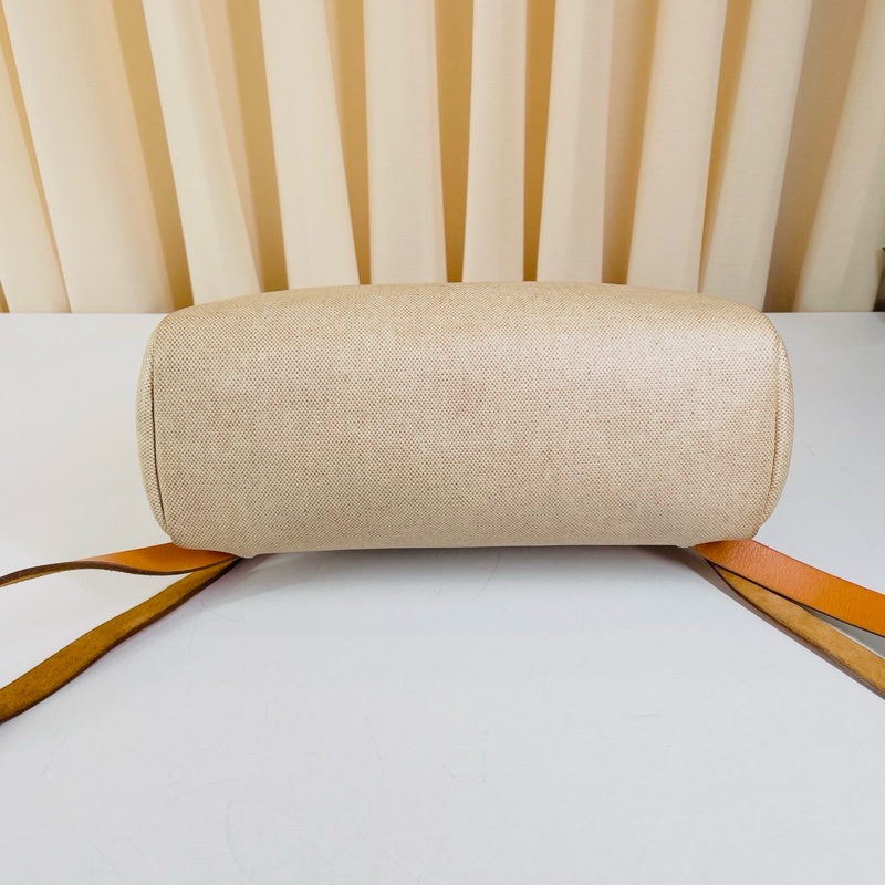 Hermès愛馬仕 98新 herbag 拼色單肩斜挎手提包 有同色替換袋 尺寸28/25cm 最舒適好搭的配色 慵懶隨性風拿捏完美-4