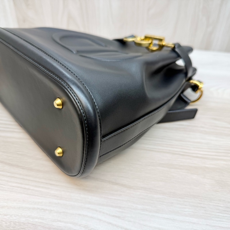 DIOR✨黑金牛皮cest Dior水桶包M2271UBHA-9