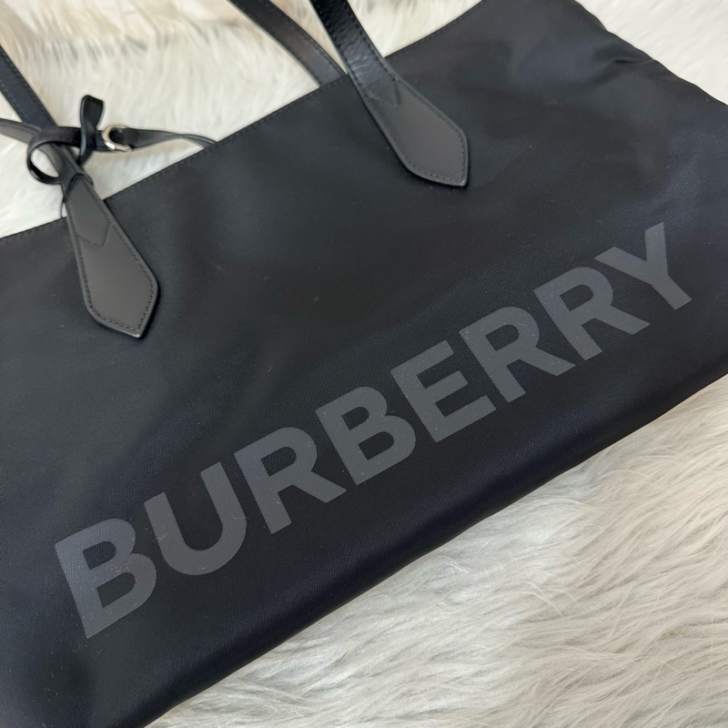 Burberry 80528571 黑尼龍肩背包 帆布包 托特包-13