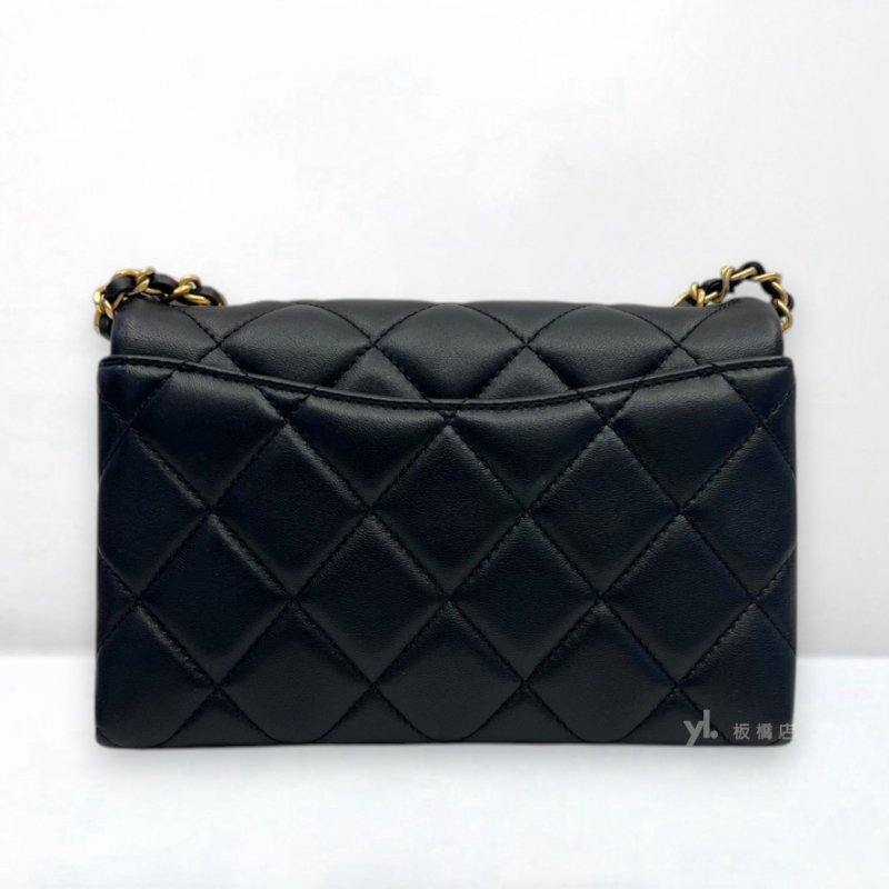 S5347-CHANEL 黑羊皮雙C琺瑯釦口蓋包AS4973-3