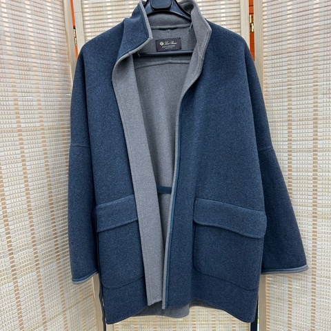 LoroPianav女士羊絨大衣 S碼 超過愛馬仕的極奢服飾品牌。舒適度無敵