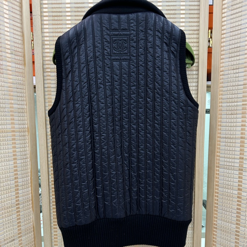 Chanel 香奈兒 雙面可穿羽絨坎肩 36碼-1