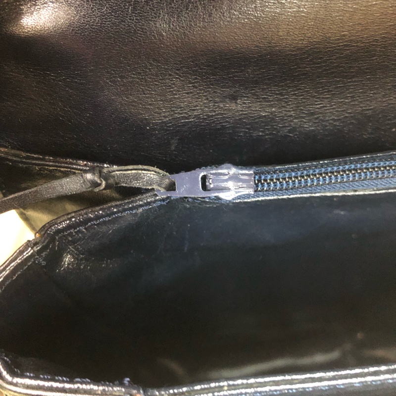 GIVENCHY 復古4G標誌圖案單肩包XA582-30