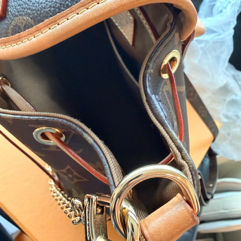 LV 老花後背包🔥價格甜皮革新 小青蛙-17