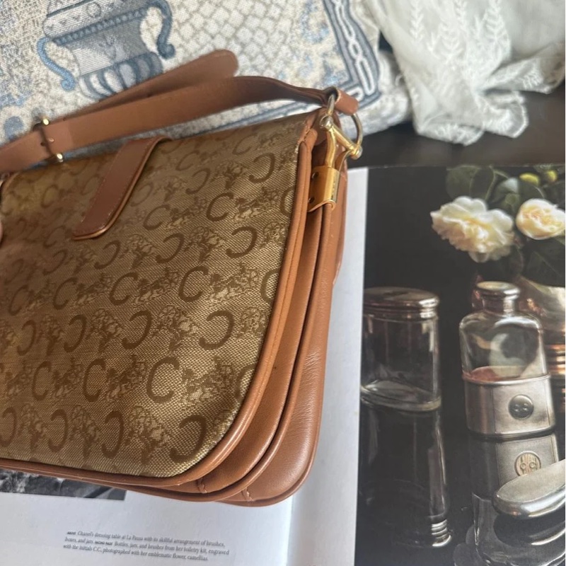 思琳 中古馬車金具 老花郵差包 斜挎包 Celine vintage crossbody bag-4