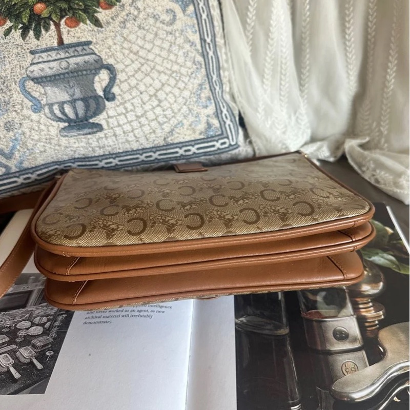 思琳 中古馬車金具 老花郵差包 斜挎包 Celine vintage crossbody bag-6