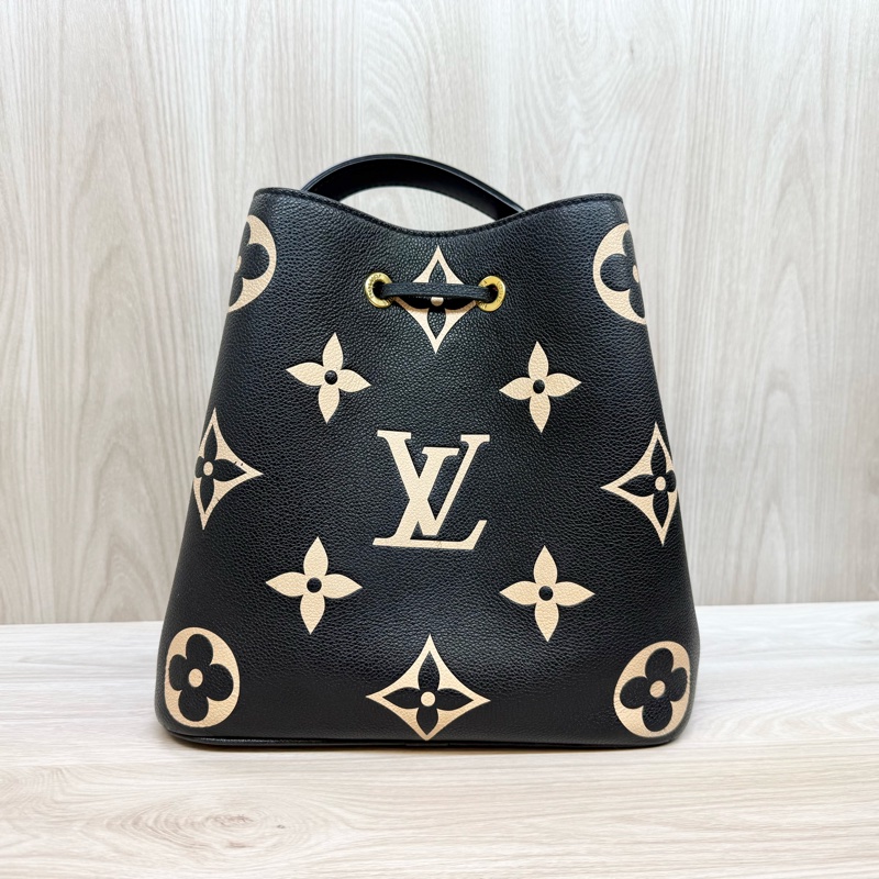 LV🖤黑牛皮NeoNoe MM水桶包M45497-4