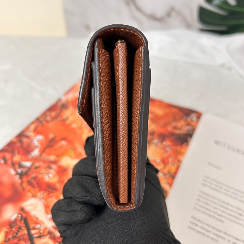 LV Sarah 經典老花扣是長夾 2018年 M60531-11