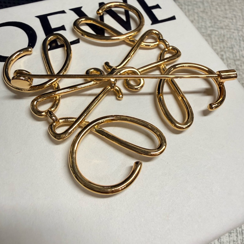 Loewe 胸針 金色-9