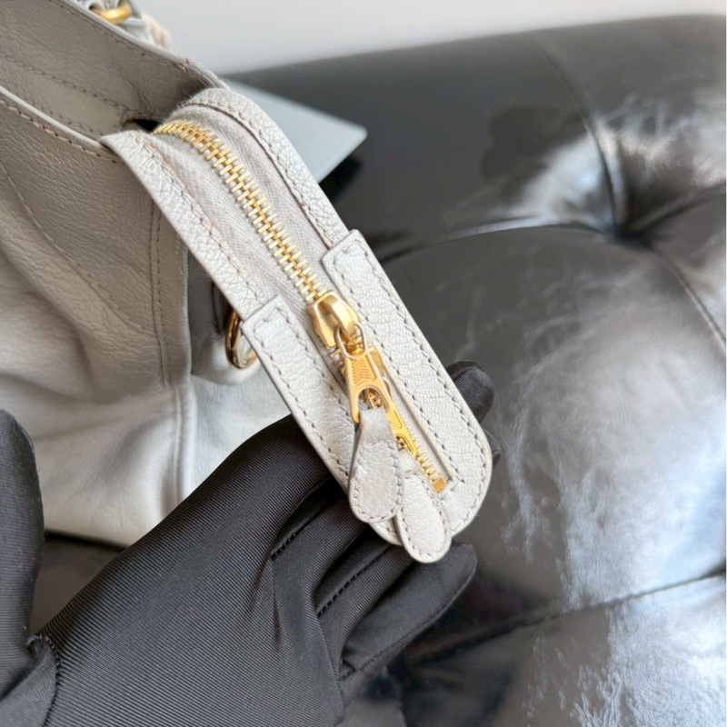 🏷️ Balenciaga 冰川藍機車包-11