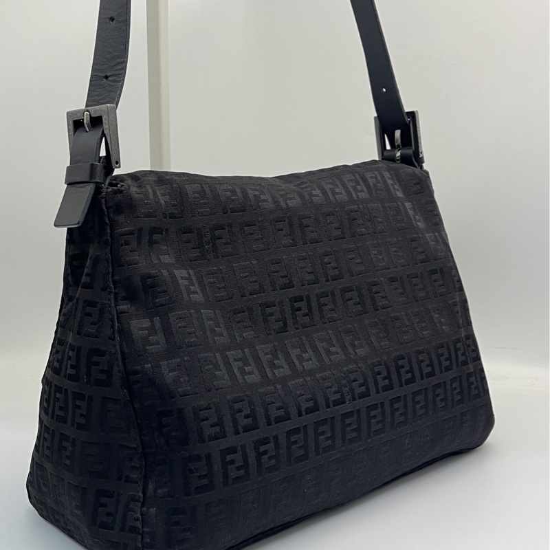 🏷️ Fendi 法棍包-9