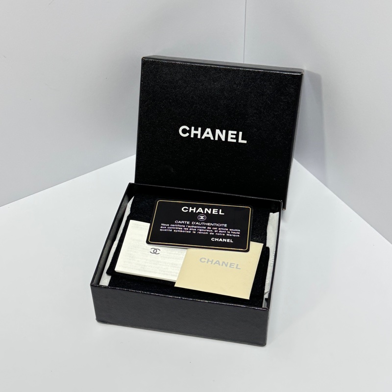 【全套配件🎁】 Chanel 黑金 魚子醬牛皮 短夾 (專櫃38,000)-2