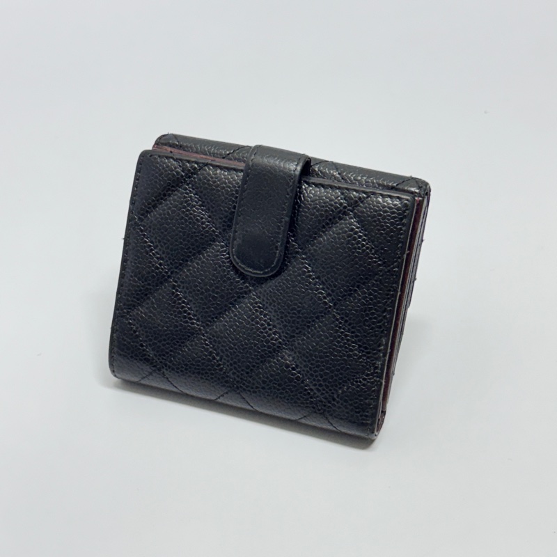 【全套配件🎁】 Chanel 黑金 魚子醬牛皮 短夾 (專櫃38,000)-4