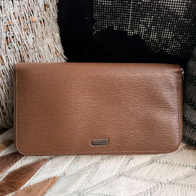 FERRAGA 防刮皮革拉鍊長夾/咖-1