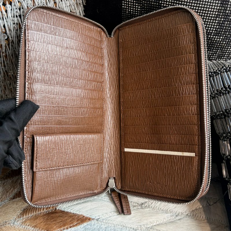 FERRAGA 防刮皮革拉鍊長夾/咖-4