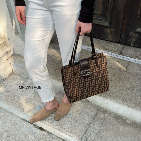 🏷️ Fendi 托特包