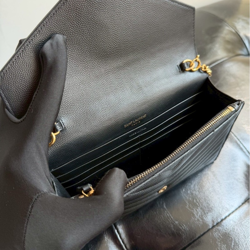 🏷️ YSL 信封包-13
