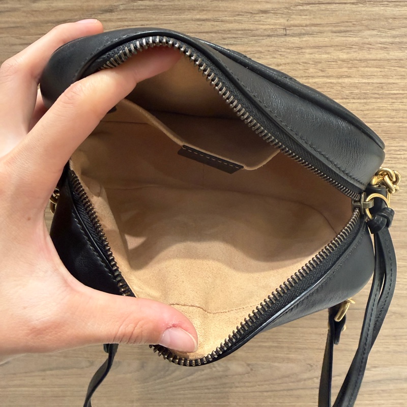 Gucci 黑色牛皮山形紋Marmon Mini霧金釦肩背包-5